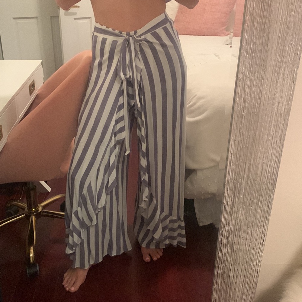 Striped Flowy Blue and White Striped pants